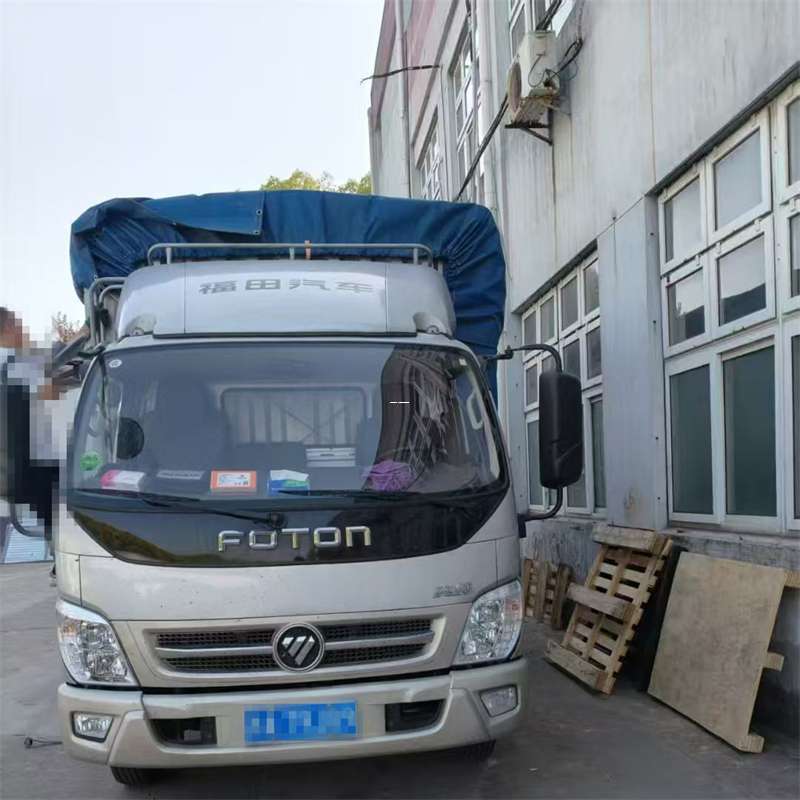 美兰区洛隆县进仓物流：专线直达的多元货运探索