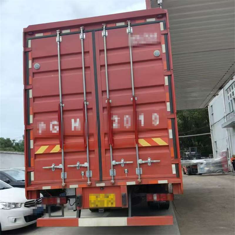 美兰区普定县进仓物流：专线直达的多元货运之旅
